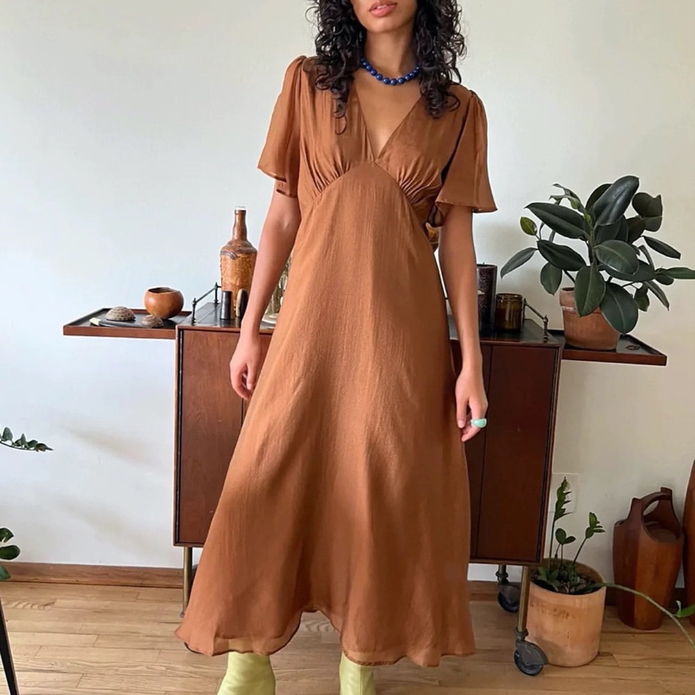 lisa says gah grace dress in cocoa